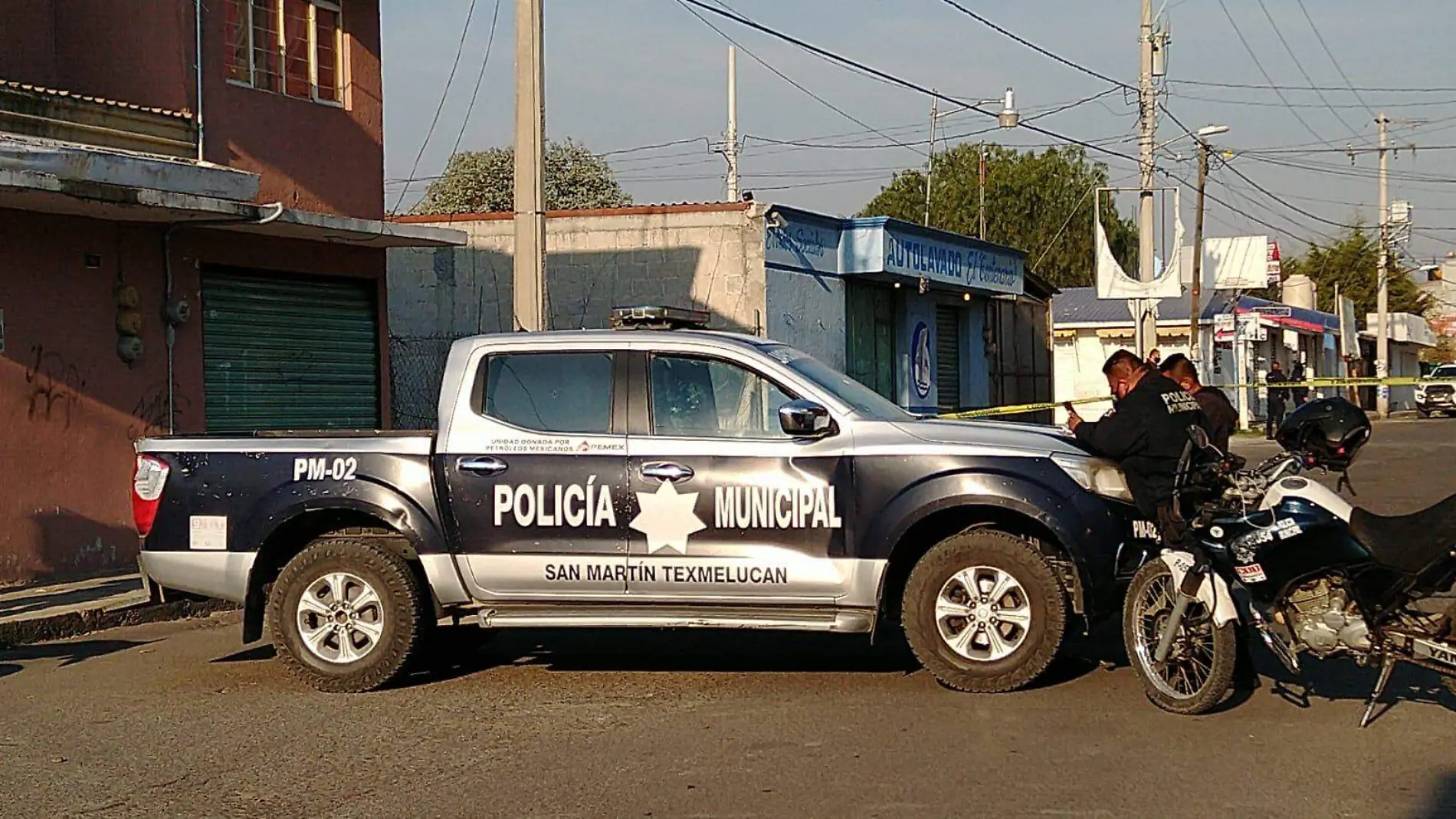 Detienen a dos por robo de camioneta y llevaban el cadáver de una mujer en Texmelucan